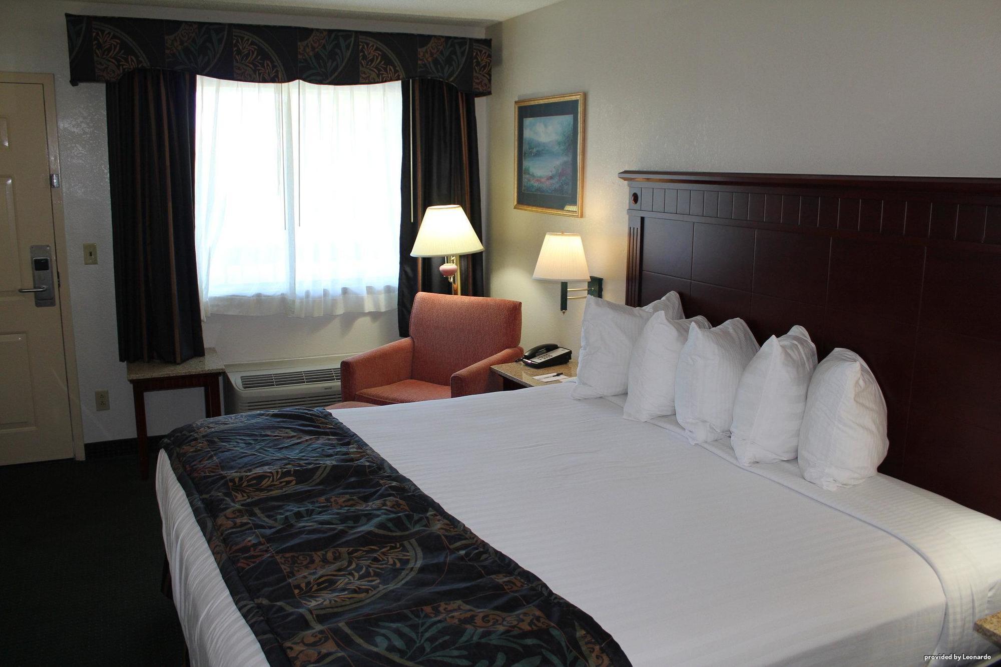 Best Western Chaffin Inn Murfreesboro Room photo