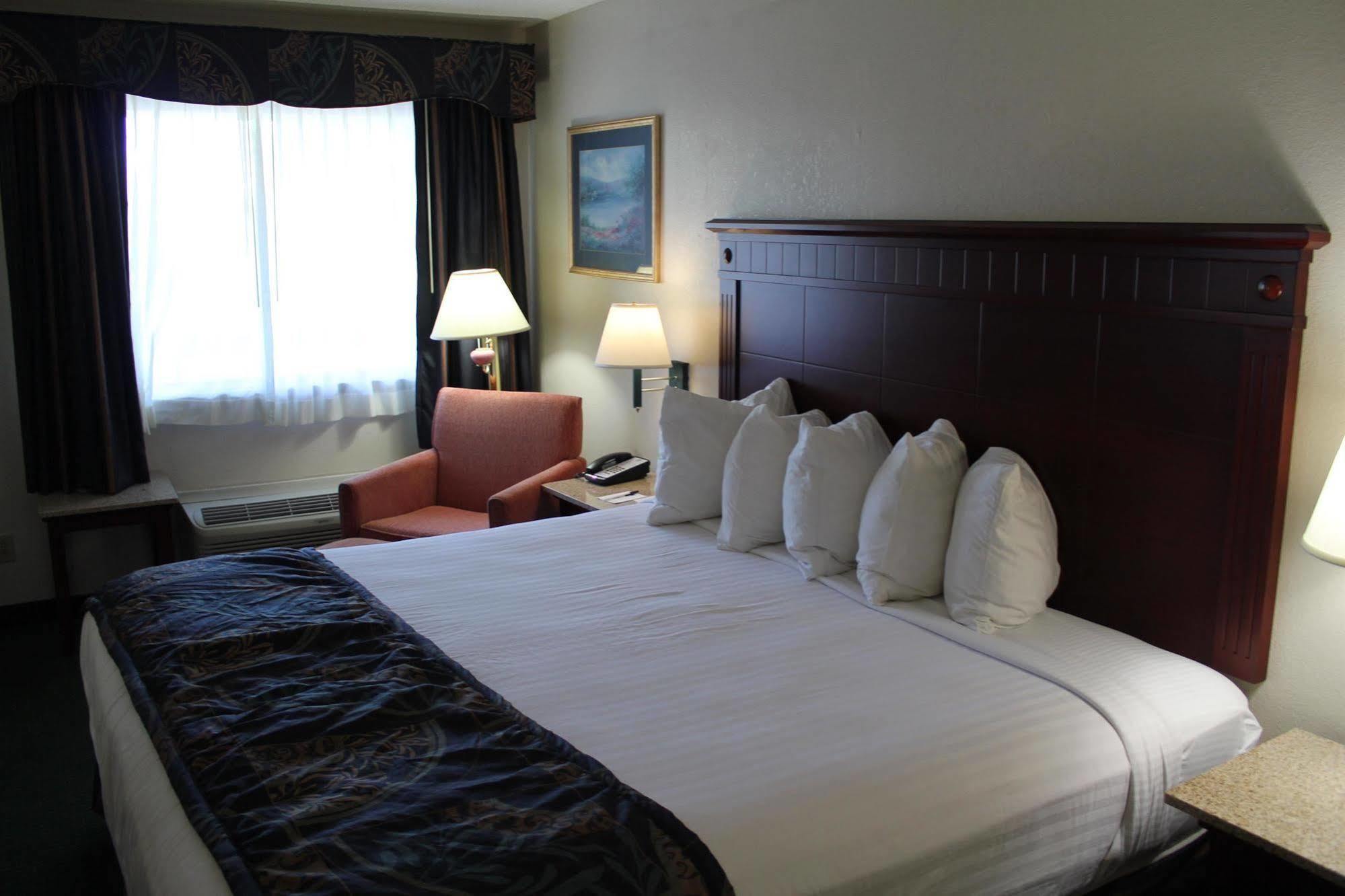 Best Western Chaffin Inn Murfreesboro Room photo